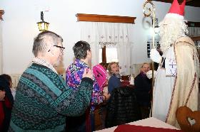 Miklavž in župan obiskala varovance VDC